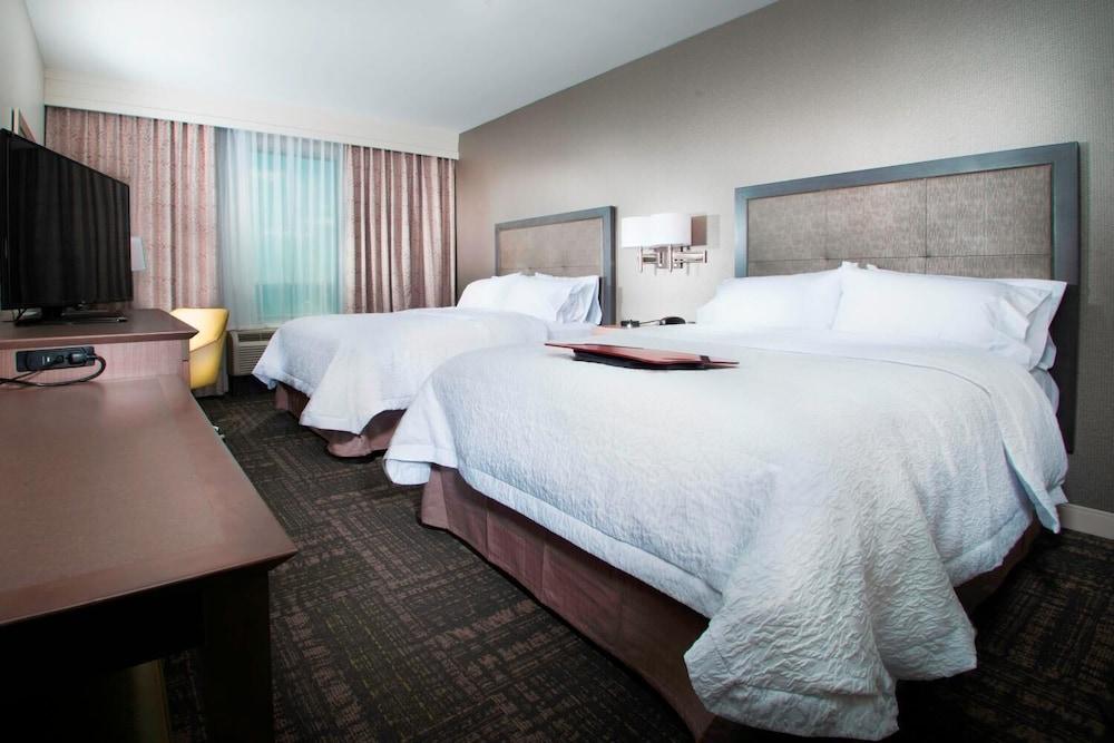 Hampton Inn & Suites La Porte photo 12
