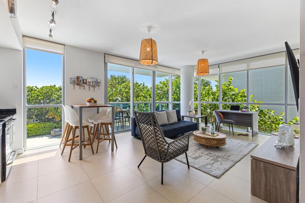 Dharma Home Suites Miami at Monte Carlo photo 65