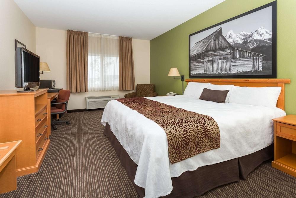 Super 8 by Wyndham Wheatland Wyoming photo 6