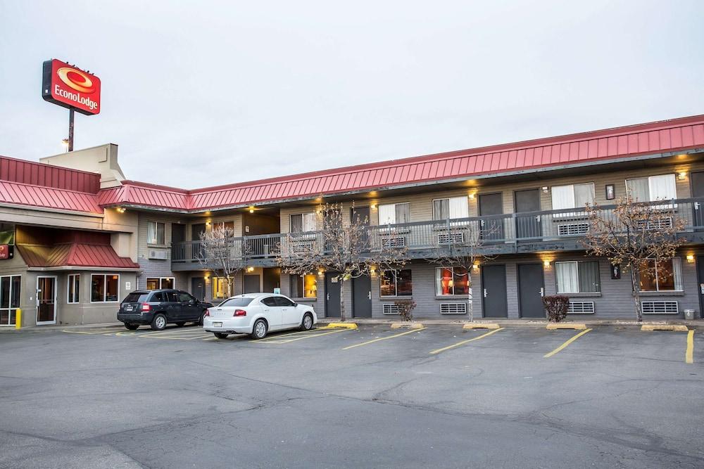 Econo Lodge Downtown photo 38