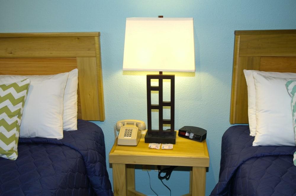 Trout Montana Motel photo 22
