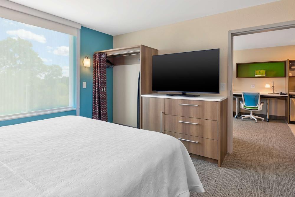 Home2 Suites by Hilton Saginaw, MI photo 15