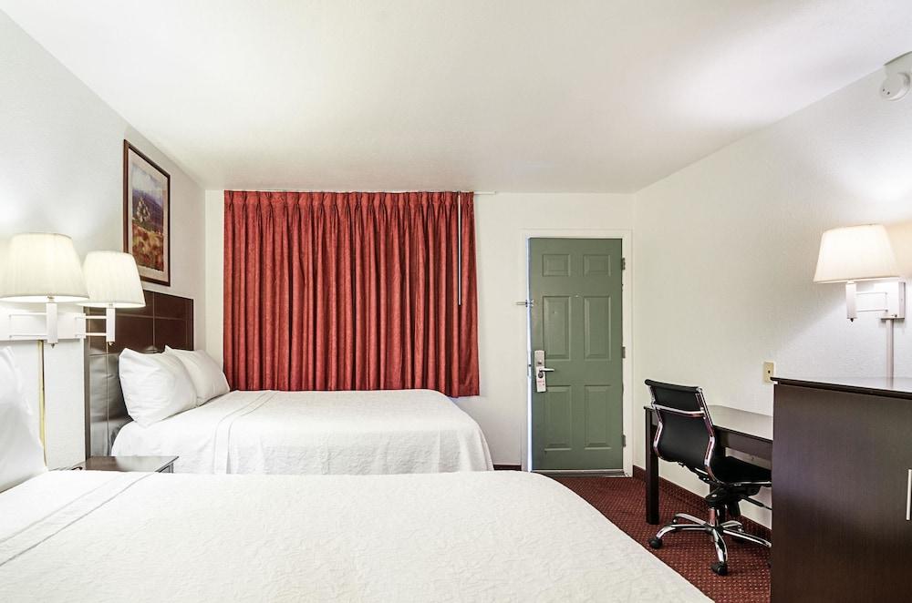 Rodeway Inn Liberal photo 23