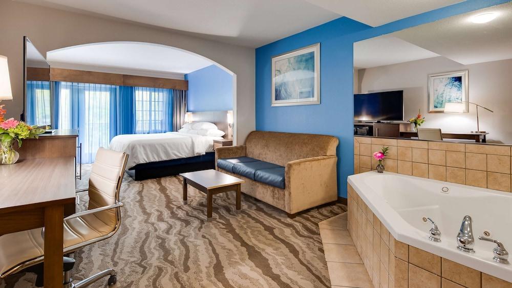 Best Western Plus River Escape Inn & Suites photo 7