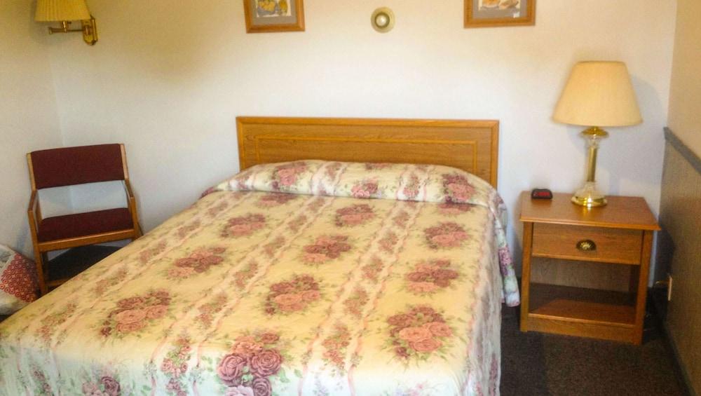 Judy's Motel Bedford photo 3