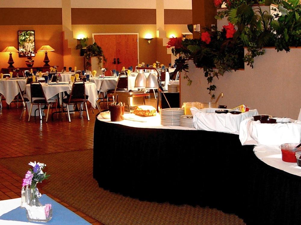 Holiday Inn Riverton by IHG photo 27