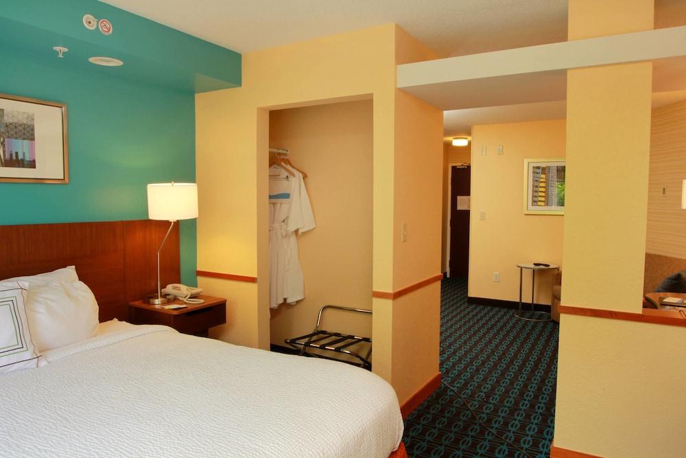 Spark by Hilton Traverse City photo 4