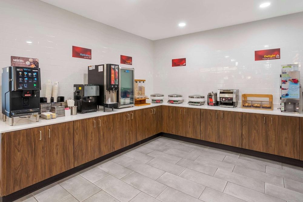 Best Western Plus Columbia Inn photo 16