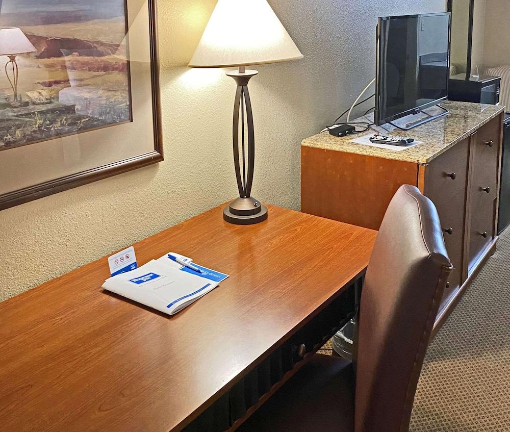 Rodeway Inn San Angelo South photo 20