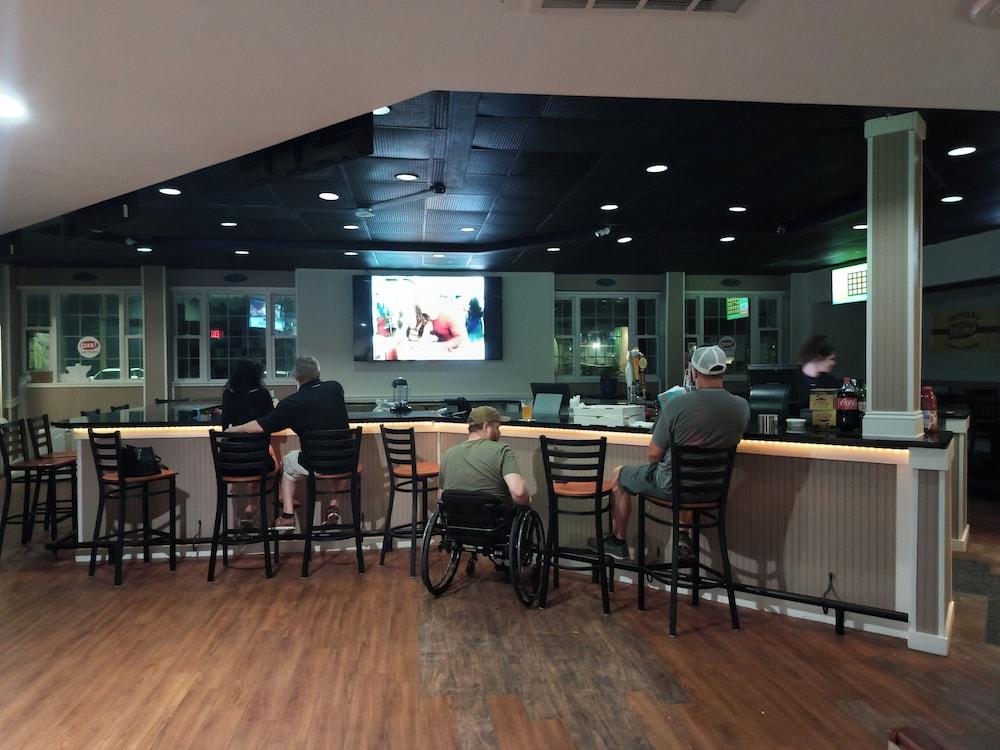 Wingate by Wyndham Marietta Conference Center photo 17