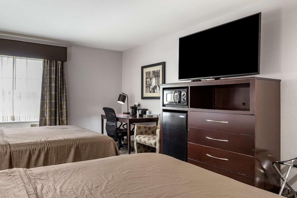 Best Western Oakdale Inn photo 20