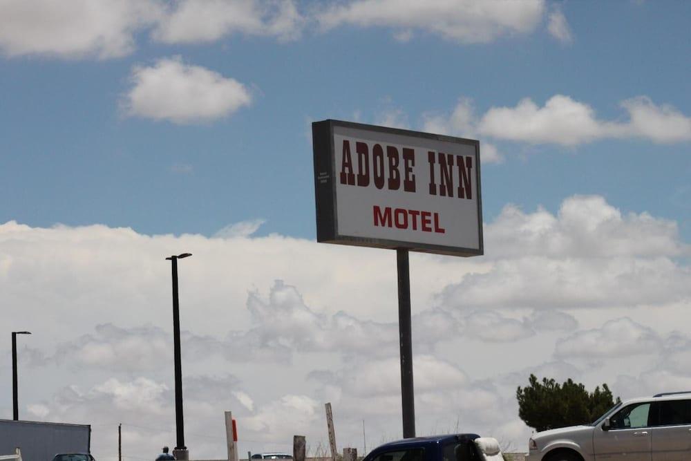 Adobe Inn Motel photo 8