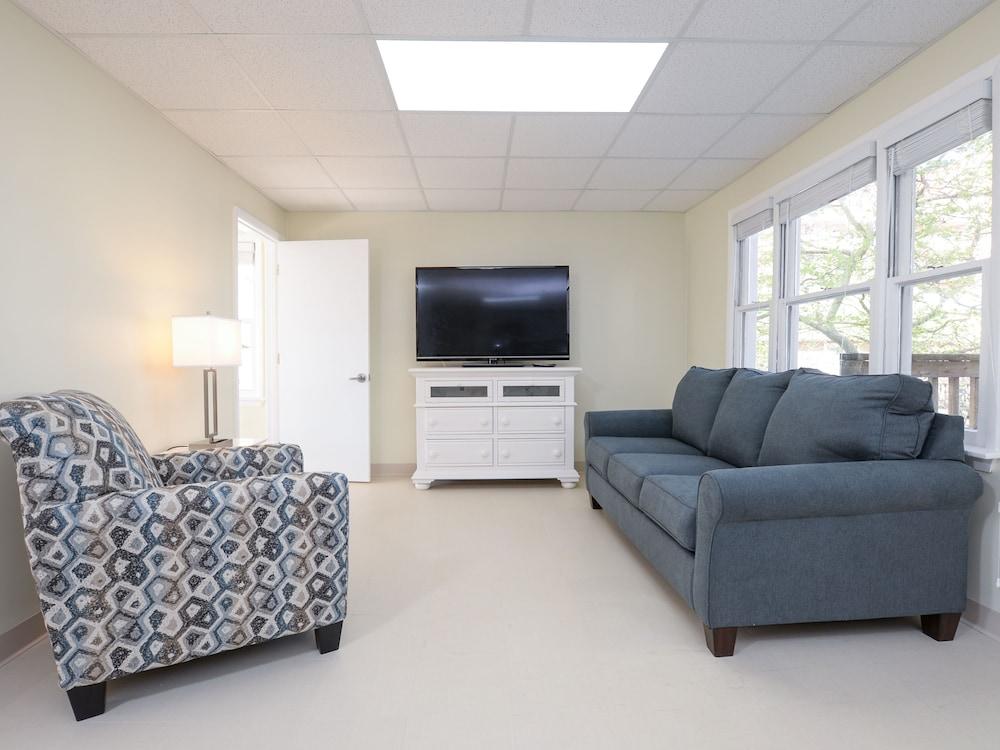 The Wellington Hotel & Suites Oceanblock photo 15