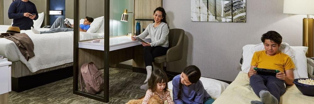 Springhill Suites Pittsburgh Airport photo 4