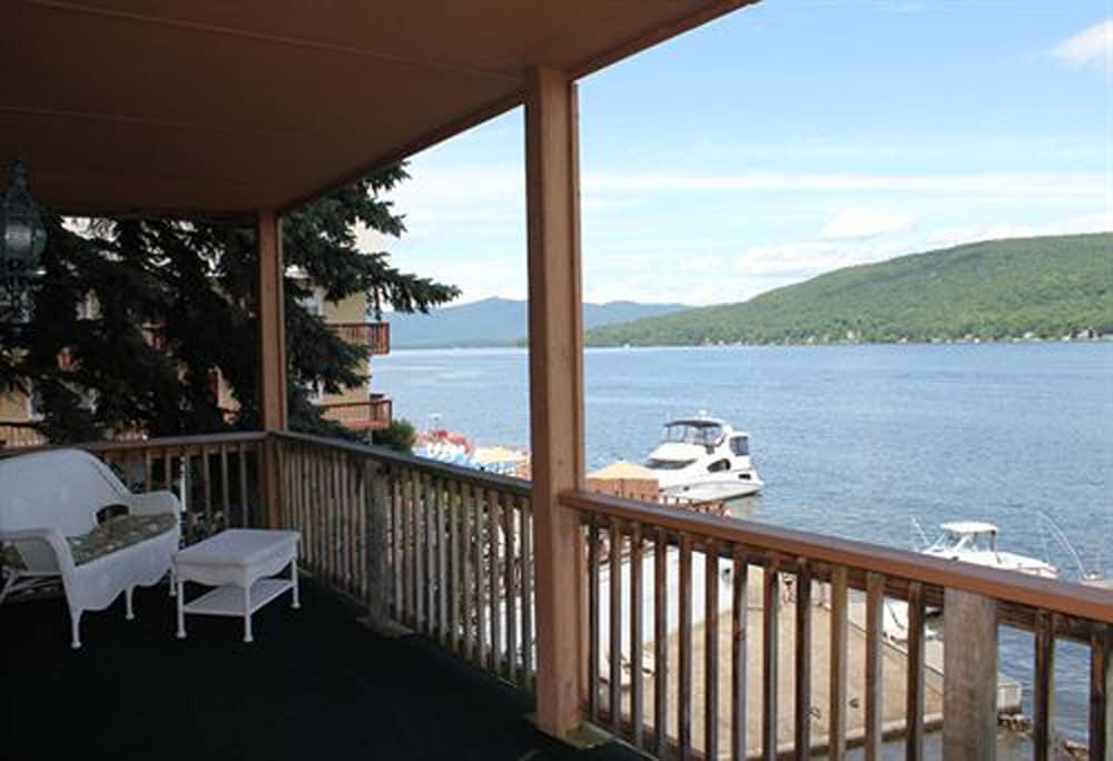 Lake Crest Inn photo 75