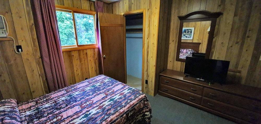 Red Ranch Motel photo 5
