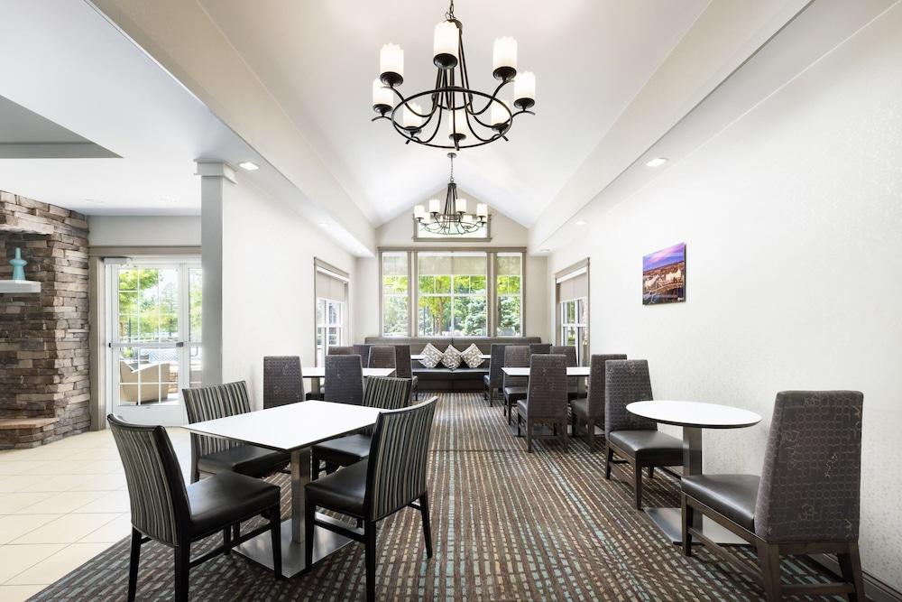 Residence Inn by Marriott Des Moines West photo 30