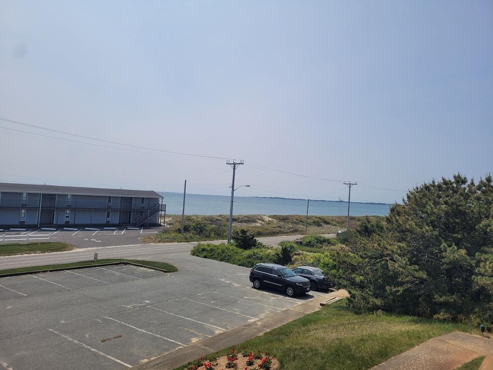 Horizons Beach Resort photo 4