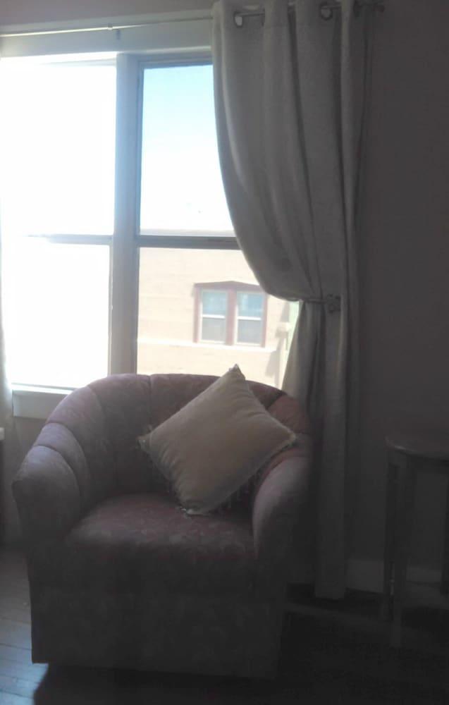 Cottonwood Hotel photo 53