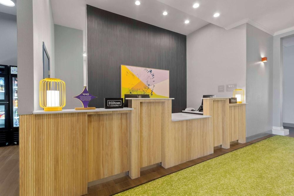 Spark by Hilton San Antonio Dominion photo 31