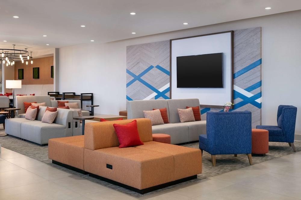 Hilton Garden Inn Visalia, Ca photo 2