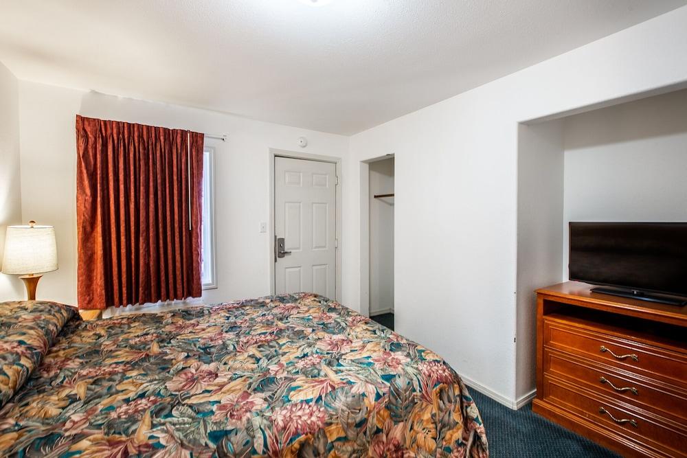 Autzen Inn photo 3