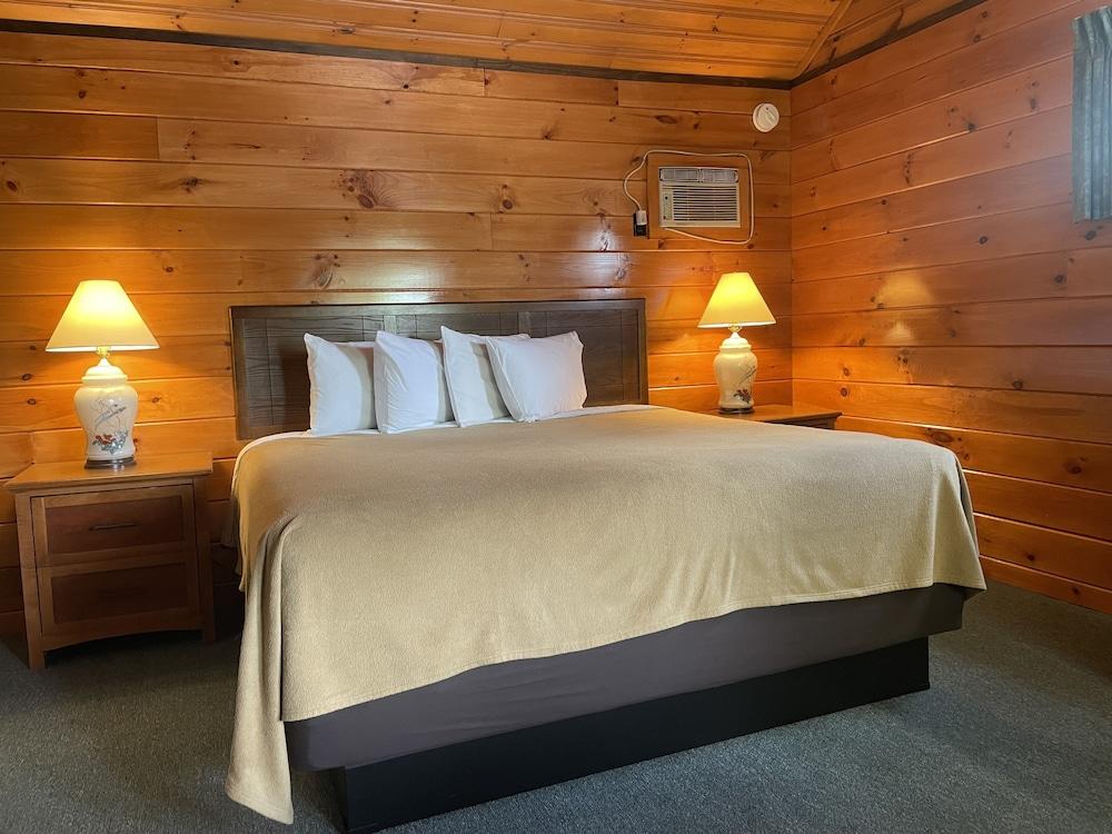 Lake Crest Inn photo 34