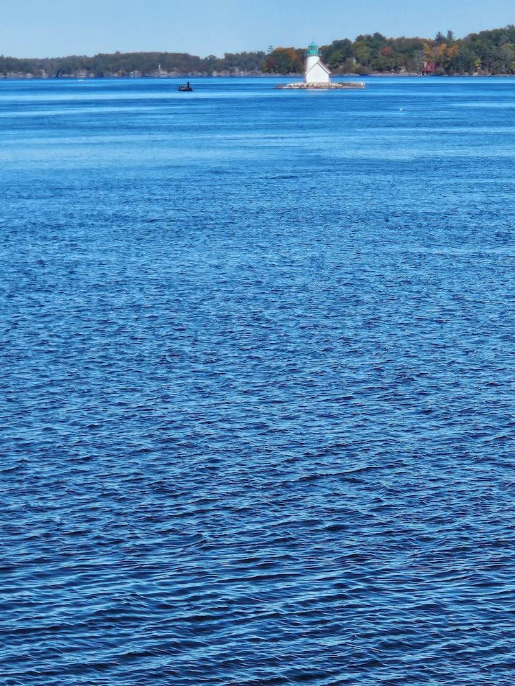 Capt. Thomson's Resort photo 7