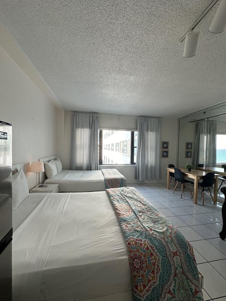 Casablanca Miami Beach photo 89
