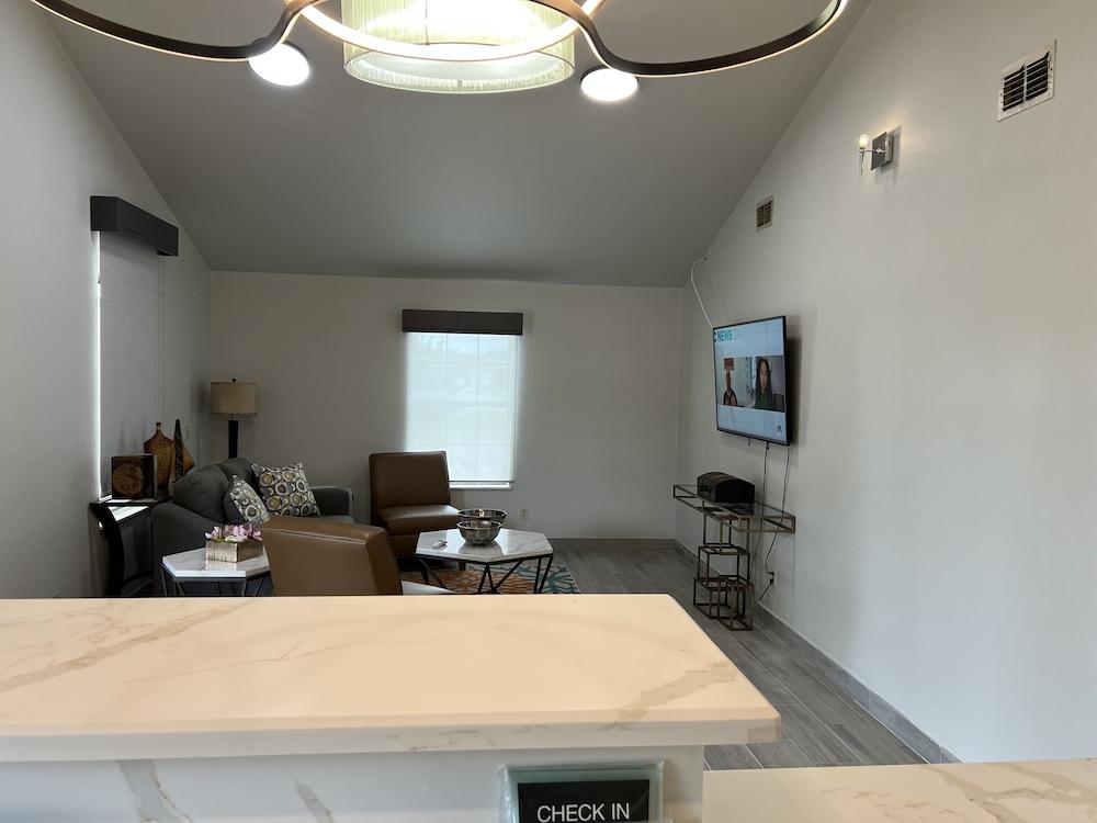 Garden Inn & Suite photo 36