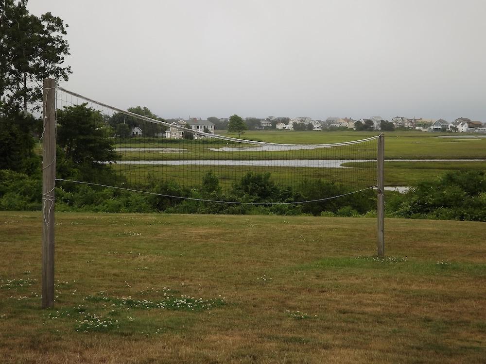 The Mariner Resort photo 35