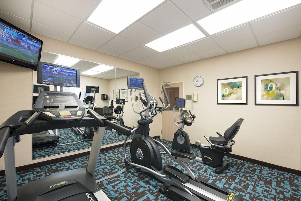 Fairfield by Marriott Mt Pleasant photo 19