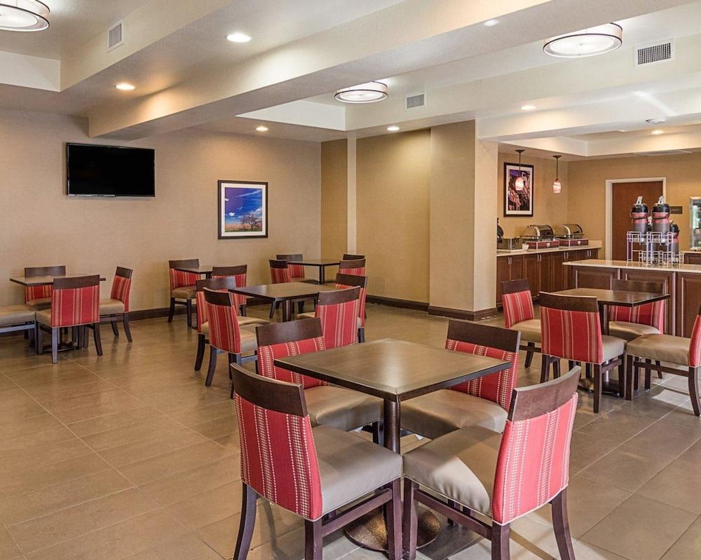 Comfort Inn Midland South I-20 photo 63
