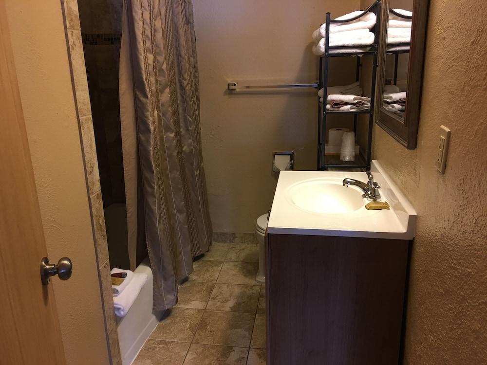 Hotel Expedition photo 22