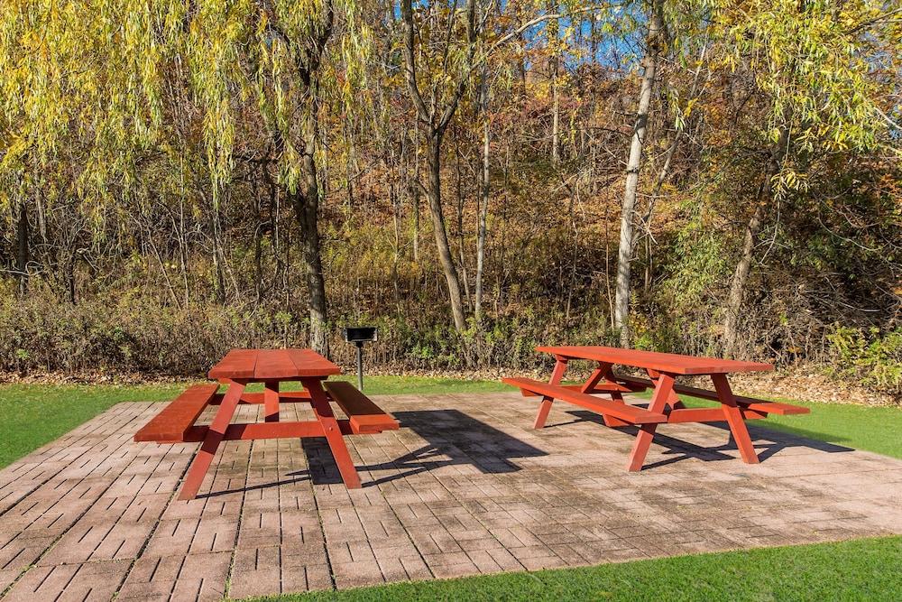 SureStay Plus Hotel by Best Western Highland Poughkeepsie photo 30
