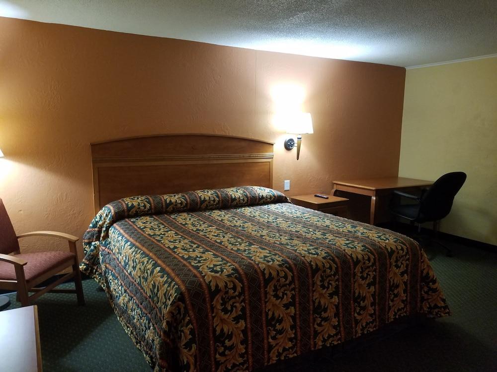 Budget Inn photo 7