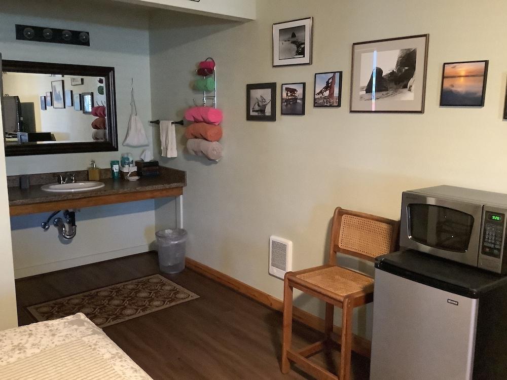 South Jetty Inn photo 45