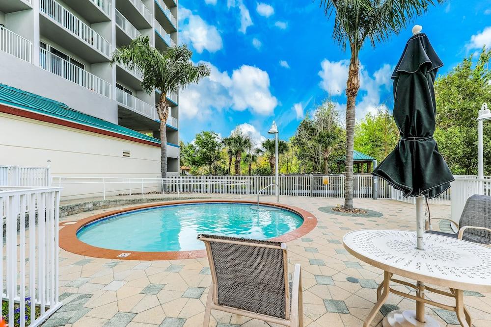 Blue Heron Beach Resort photo 55