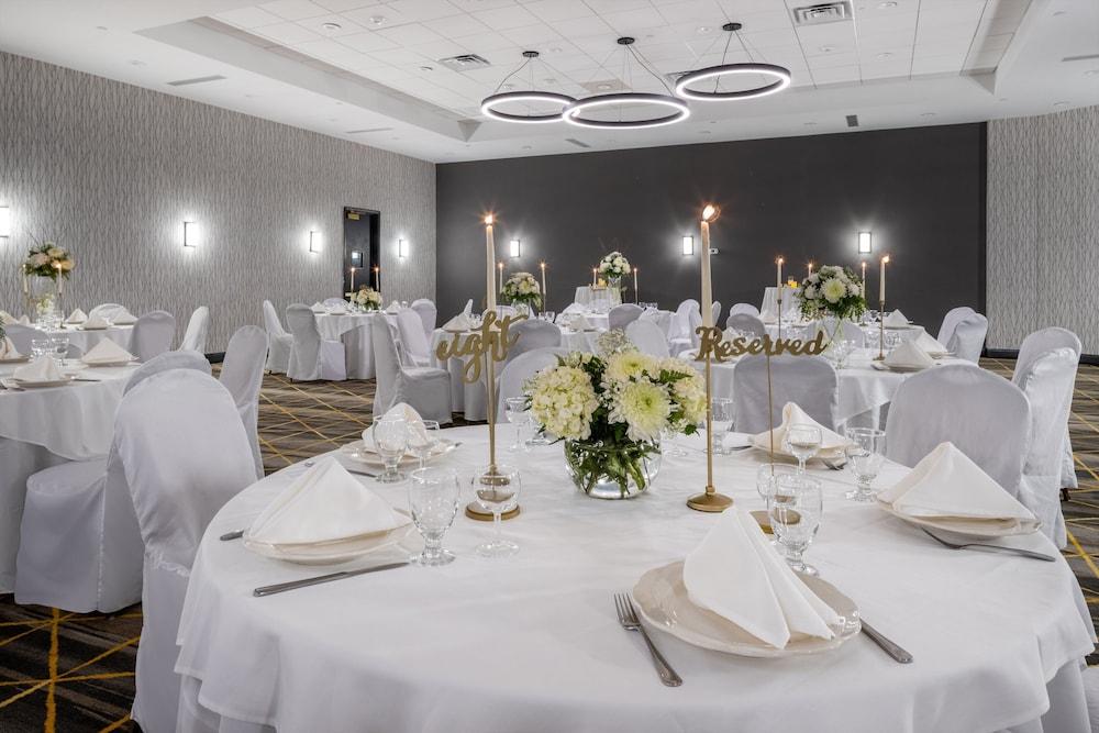 Holiday Inn Long Island-Islip Arpt East by IHG photo 26