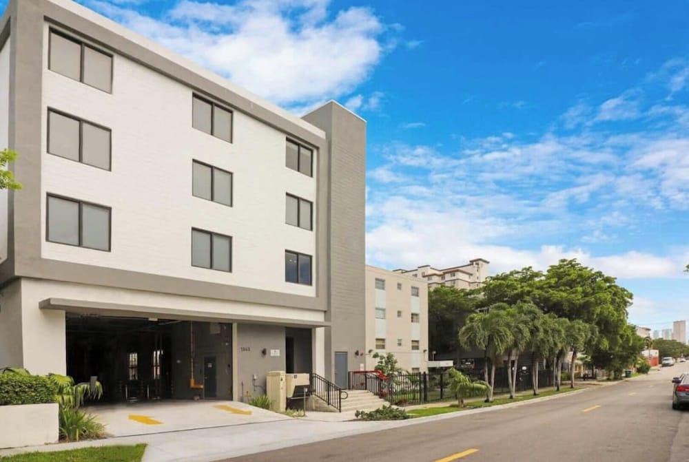 Metro Park Hotel photo 25