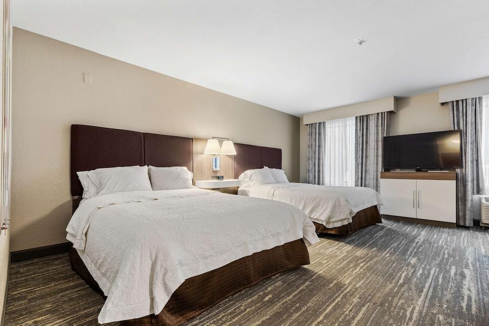 Hampton Inn & Suites Colorado Springs/Air Force Academy photo 32