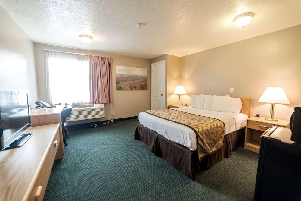 Red Ledges Inn photo 6