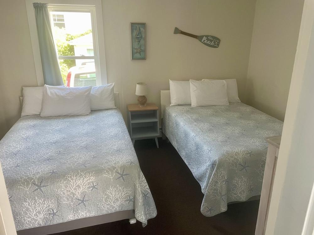 Moontide Motel Cabins & Apartments photo 42