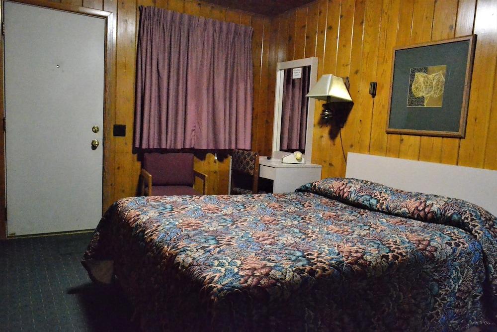 Innkeeper Motel photo 19