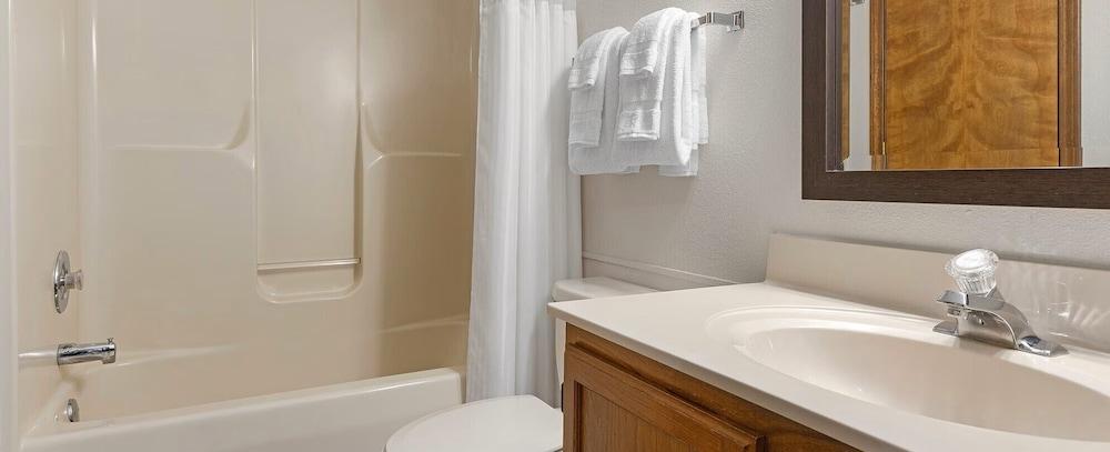 Club Wyndham Resort at Fairfield Sapphire Valley photo 11