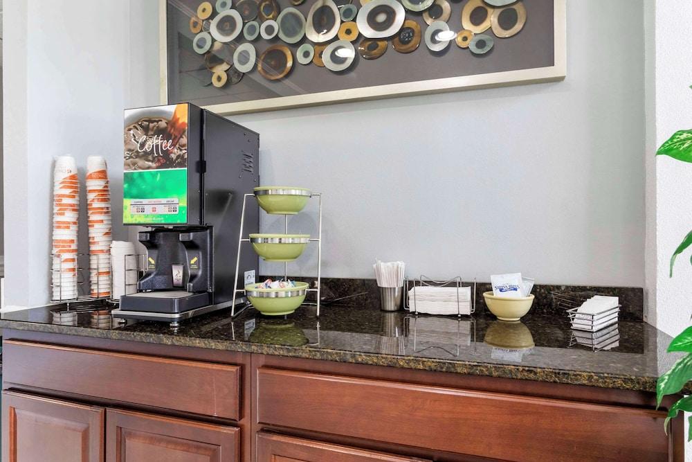 Quality Inn Oak Ridge - Knoxville West photo 34