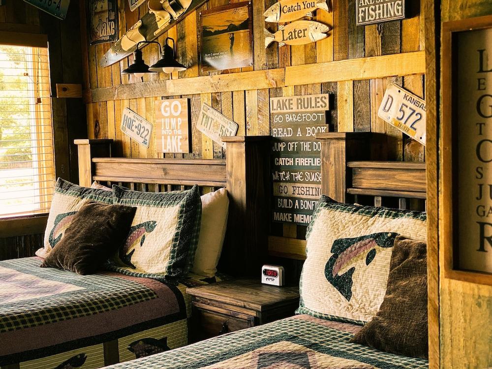 Flat Creek Lodge photo 15