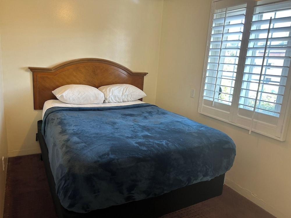 Welcome Inn on Colorado Blvd photo 4