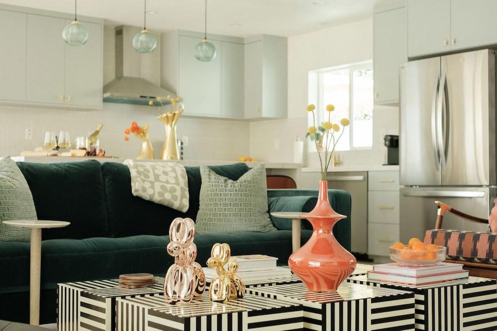 Mod Suite photo 18