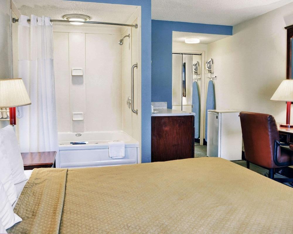 Quality Inn Thornburg photo 21